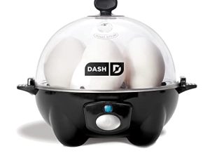 جهاز طهي البيض السريع DASH: جهاز طهي البيض الكهربائي بسعة 6 بيضات للبيض المسلوق أو البيض المسلوق أو البيض المخفوق أو العجة مع ميزة الإغلاق التلقائي - أسود