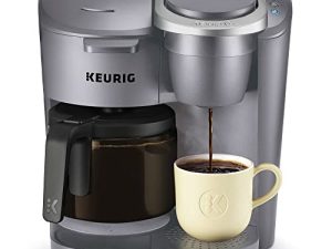 Ke-urig K - ماكينة صنع القهوة Duo Essentials ذات الخدمة الفردية ودورق القهوة ، لون رمادي فاتح